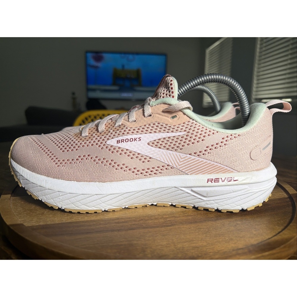 Brooks Revel 6 1203861B662 Pink Running Shoes Sneakers Women’s Size 9.5 B